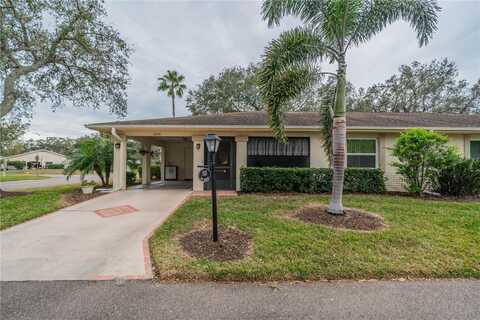 2035 HAMPSTEAD CIRCLE, SUN CITY CENTER, FL 33573