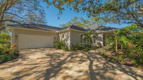 32 BAYHEAD LANE, OSPREY, FL 34229