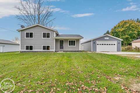 8051 Logana, Greenwood, MI 48006