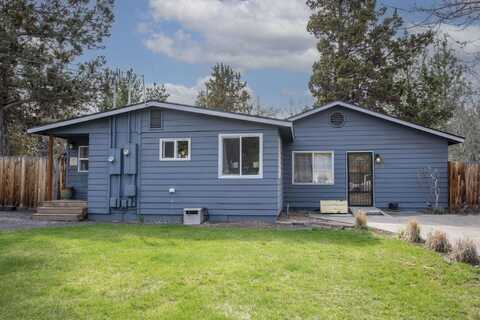 475 SE Douglas Street, Bend, OR 97702