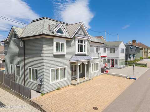 26 N Surf Road, Lavallette, NJ 08735