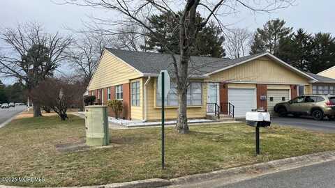 14 A Yorktowne Parkway, Manchester, NJ 08759
