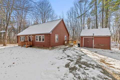 5 Inlet Point Road, Raymond, ME 04071