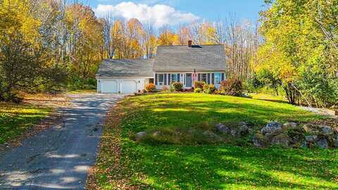 3350 Middle Road, Sidney, ME 04330