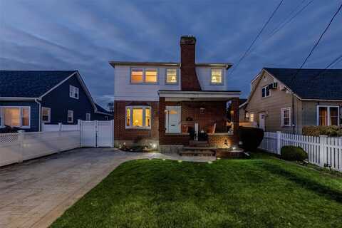 3065 Lowell Avenue, Wantagh, NY 11793