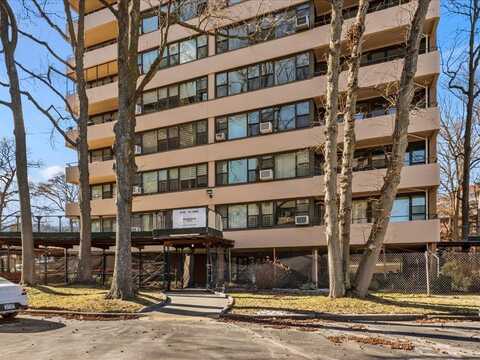 167-05 12 Avenue, Beechhurst, NY 11357