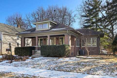 329 W Main Street, Cary, IL 60013