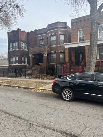 27 N Latrobe Avenue, Chicago, IL 60644