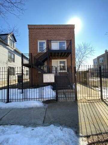 4225 W Augusta Boulevard, Chicago, IL 60651