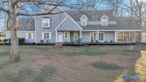 4316 Autumn Leaves Trail SE, Decatur, AL 35603