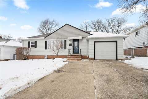 13584 Bellbrook Drive, Brook Park, OH 44142