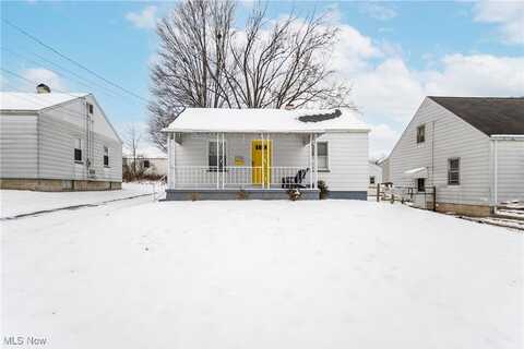 2752 Zedaker Street, Youngstown, OH 44502