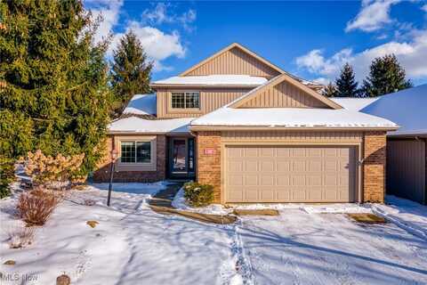 65 Douglas Court, Tallmadge, OH 44278