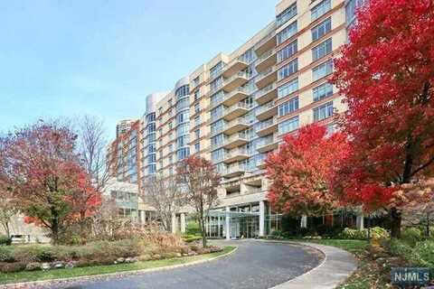 8100 River Road 412, North Bergen, NJ 07047