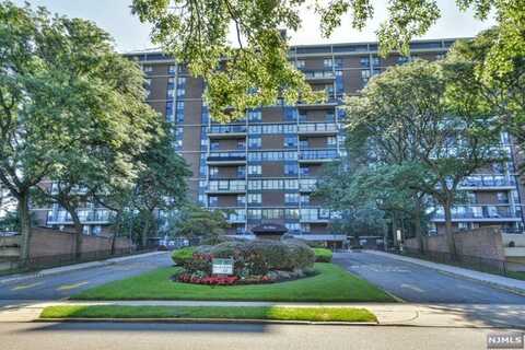 2 Horizon Road 1428, Fort Lee, NJ 07024