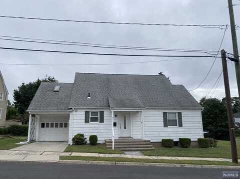 91 Sinniger Place, Maywood, NJ 07607