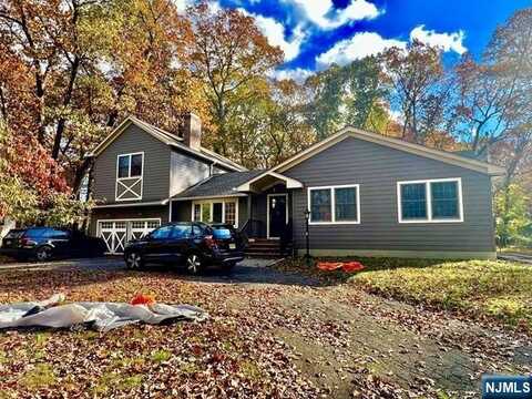 501 Pines Lake Drive, Wayne, NJ 07470