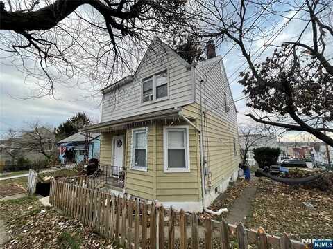 195-197 4th Avenue, Paterson, NJ 07514