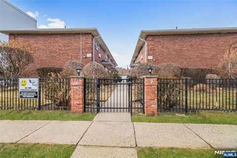 391 Park Street H, Hackensack, NJ 07601