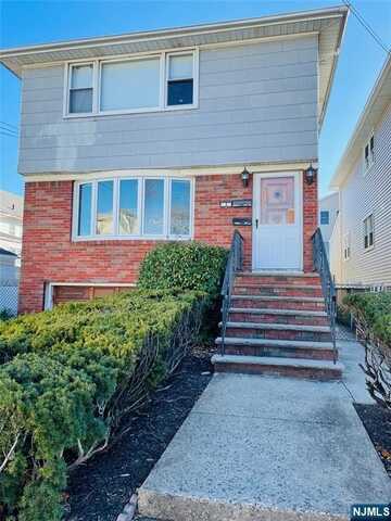 3 Ann Street 2F, Harrison, NJ 07029