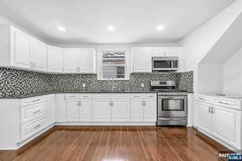 284 Macarthur, Garfield, NJ 07026