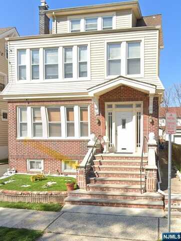 35 Monticello Avenue, Newark, NJ 07106