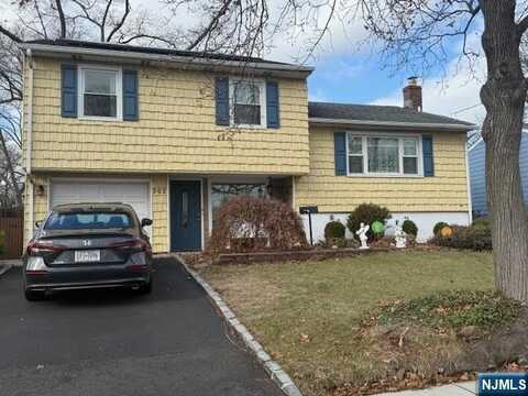 302 Foxwood Road, Union, NJ 07083