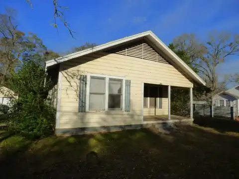 108 First Street, Nacogdoches, TX 75961