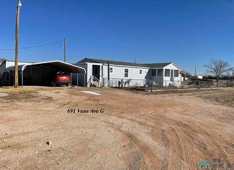 691 Vans G Avenue, Portales, NM 88130