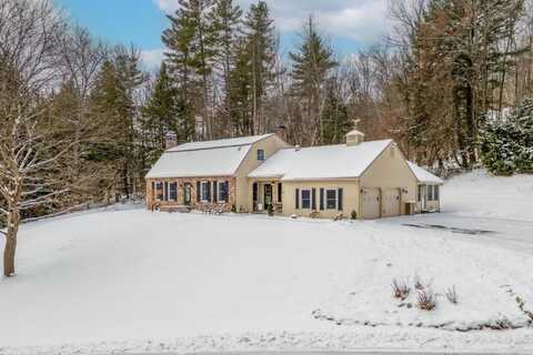 27 Blackberry Ridge Place, Rutland, VT 05701