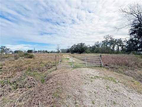 933 SAVOIE Place, Waggaman, LA 70094