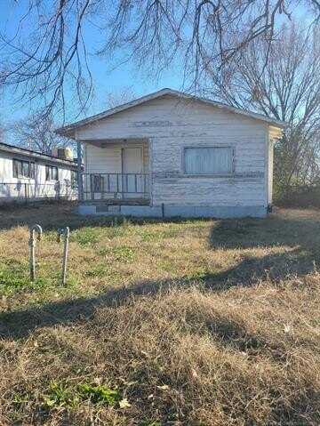 210 N Antes Avenue, Henryetta, OK 74437