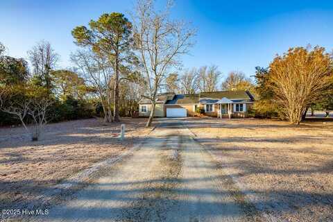 5702 Sloop Court, New Bern, NC 28560