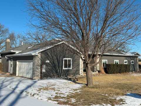 3919 Sylvian, Sioux City, IA 51104