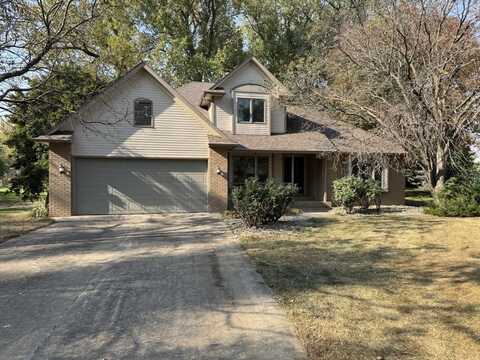 409 N ROYAL TROON DR, Dakota Dunes, SD 57049