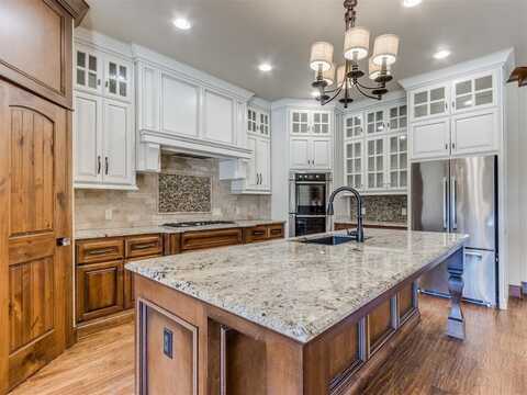 500 Newport Bridge Drive, Edmond, OK 73034