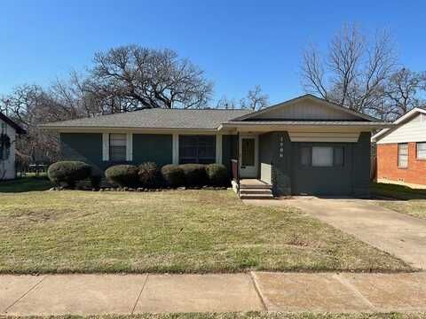 1906 Mercedes Road, Denton, TX 76205