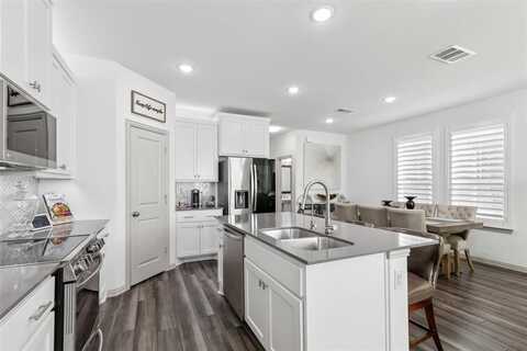 5115 Community Street, Haltom City, TX 76117