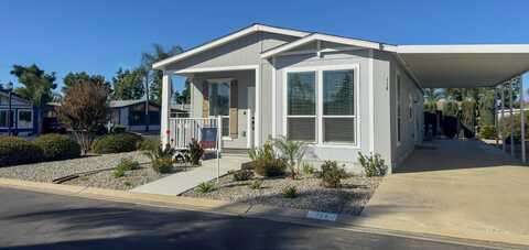 1250 N Kirby St, Hemet, CA 92545