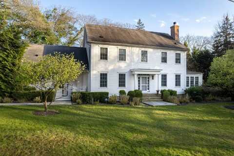 26 Harrison Street, Sag Harbor, NY 11963