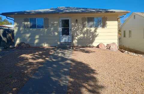 805 Woodlawn Ave, Canon City, CO 81212