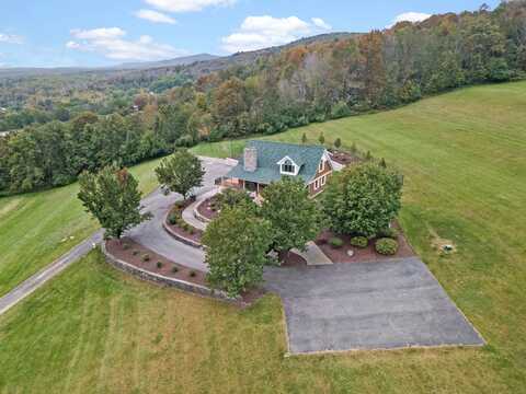 741 Mountain Rd, Port Jervis, NY 12771