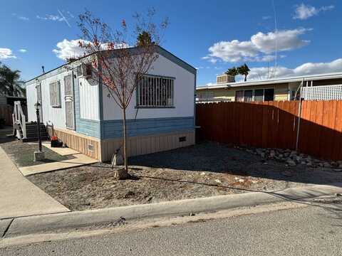 225 S Elk Street, Hemet, CA 92543