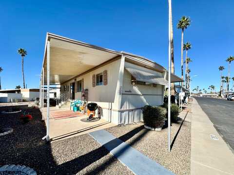 303 S Recker Rd, Mesa, AZ 85206