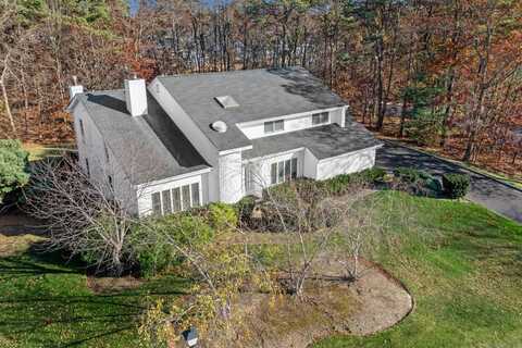 16 Rolling Hills Dr, Nesconset, NY 11767