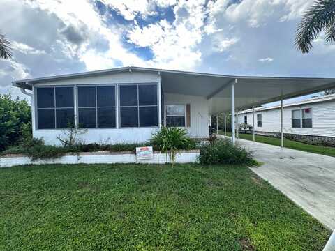 218 Cavillier Ct, Fort Myers, FL 33917