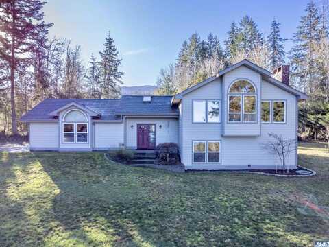 1032 E Tamarack Lane, Port Angeles, WA 98362