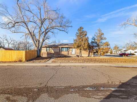 1101 27th St, Pueblo, CO 81003