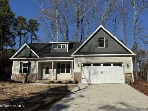 103 Primrose Circle, West End, NC 27376