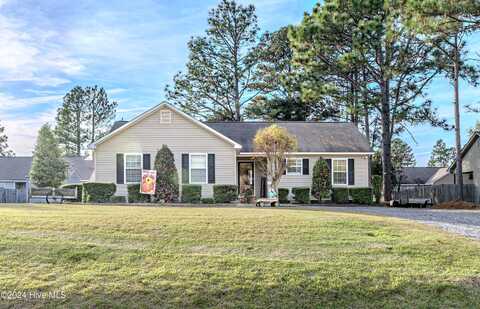 170 Pecan Lane, Aberdeen, NC 28315